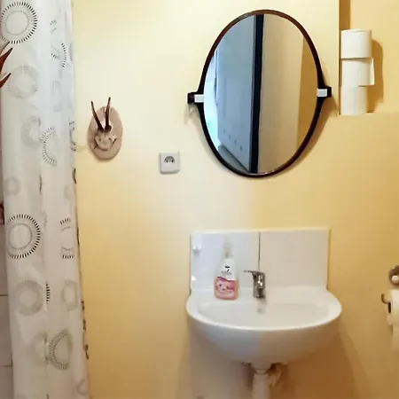 公寓 2 Bedroom Nice In Gardna Wielka